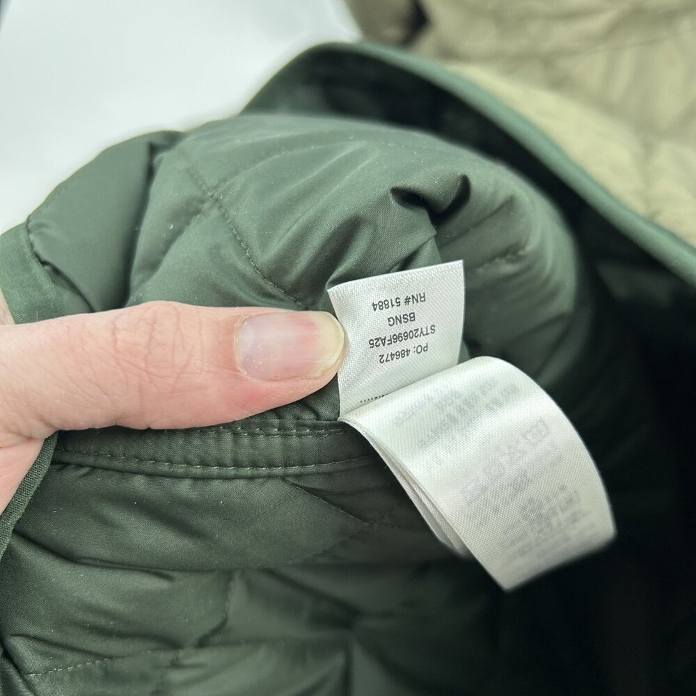 Patagonia Women’s Diamond Quilted Bomber Hoody Jacket Size Medium Basin Green - Picture 11 of 11